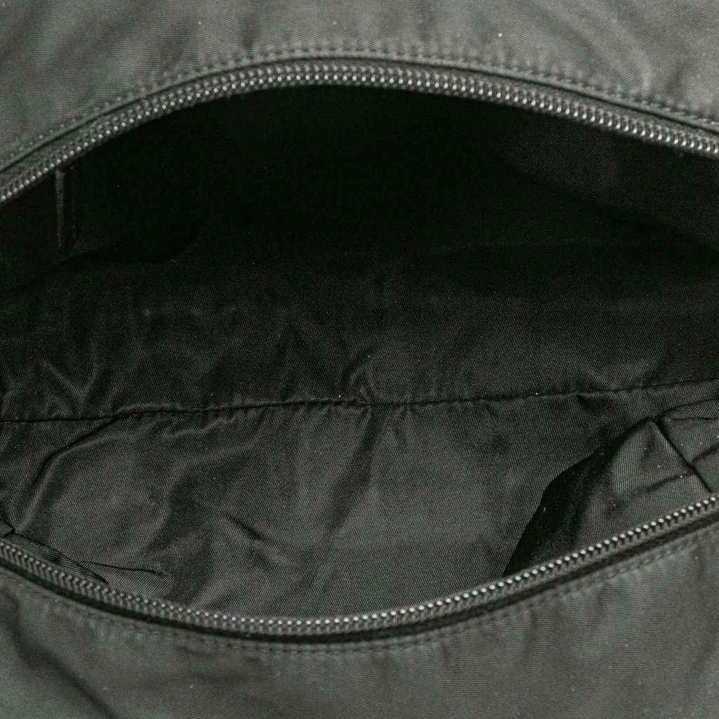Prada Tessuto Evening Heart Handbag Black Very good condition - Model View