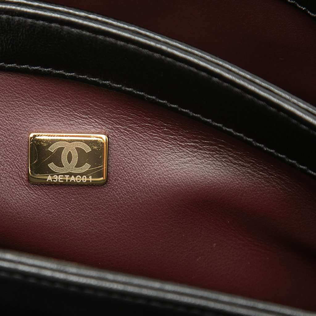 Chanel Mini Quilted Lambskin Trendy CC Top Handle Flap Black Leather Very good - Box View
