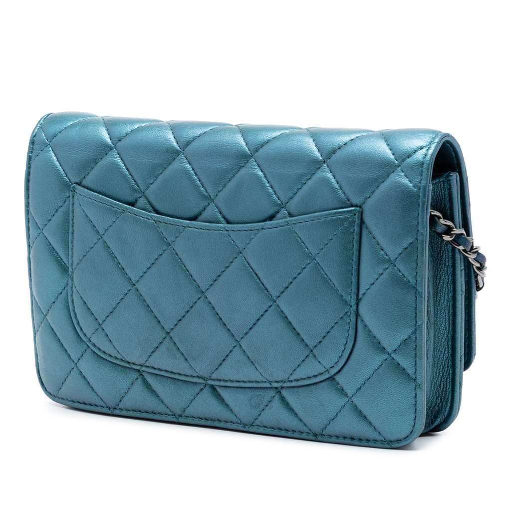 Chanel CC Quilted Metallic Lambskin Wallet On Chain Blue Leather Very good condition - Back View