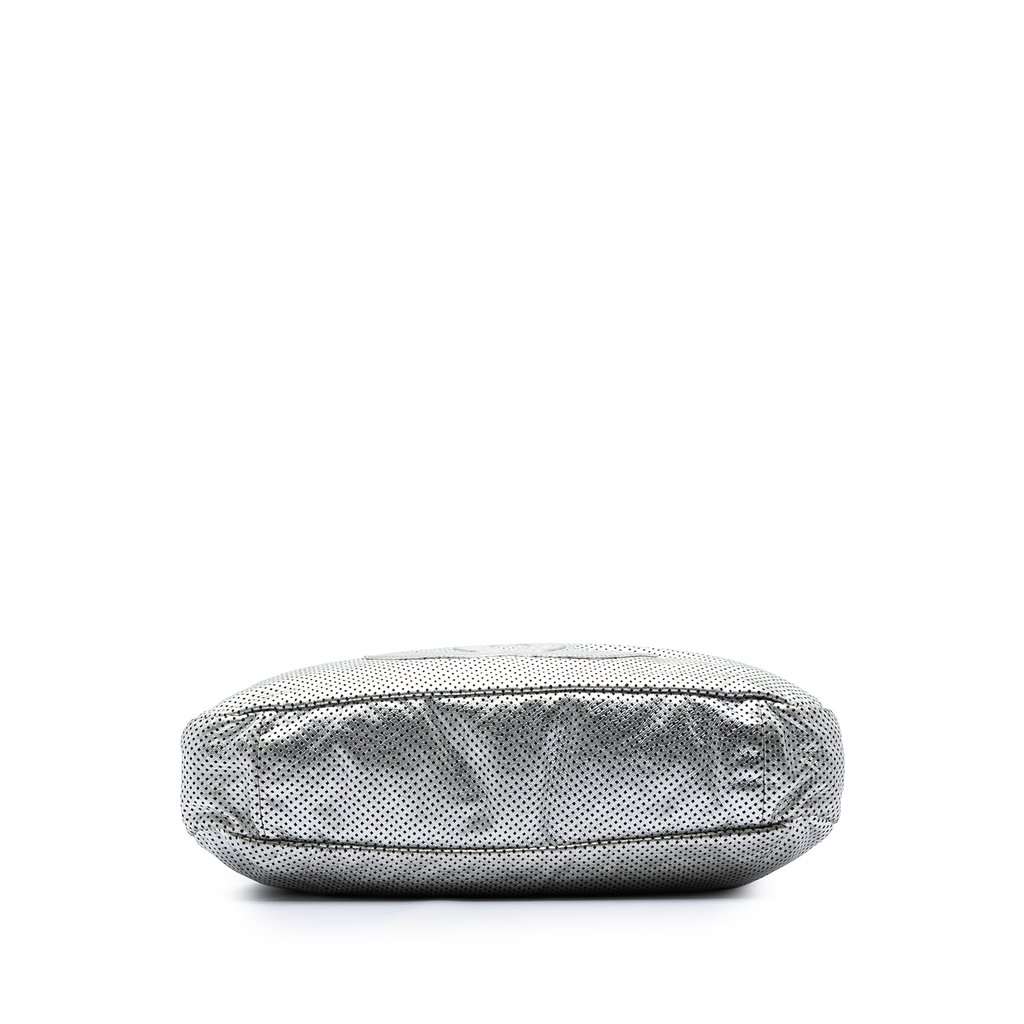 Chanel Large Metallic Glazed Calfskin Perforated Rodeo Drive Satchel Silver Leather Very good condition - Inside View