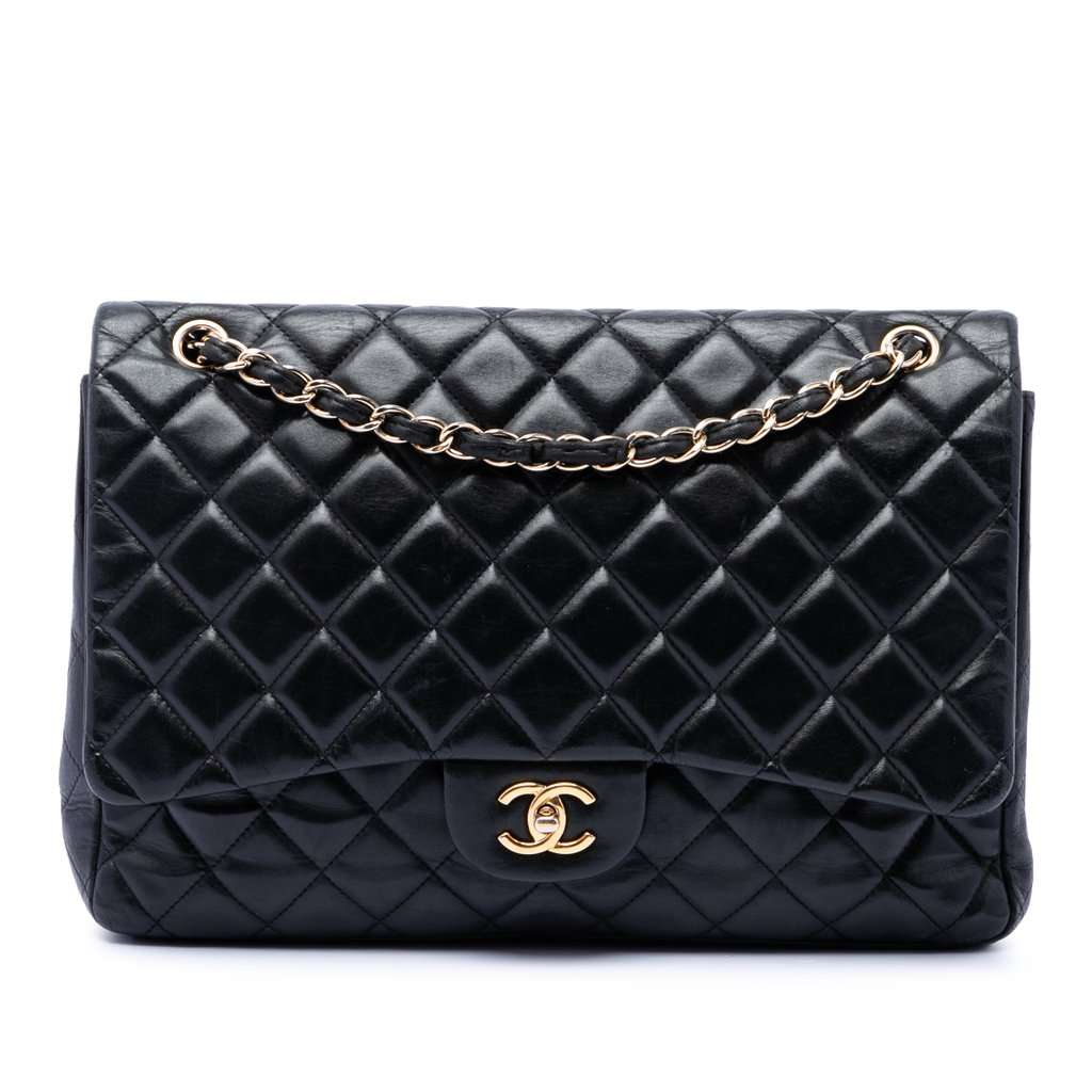 Chanel Maxi Classic Lambskin Single Flap Black Leather Very good condition - Front View