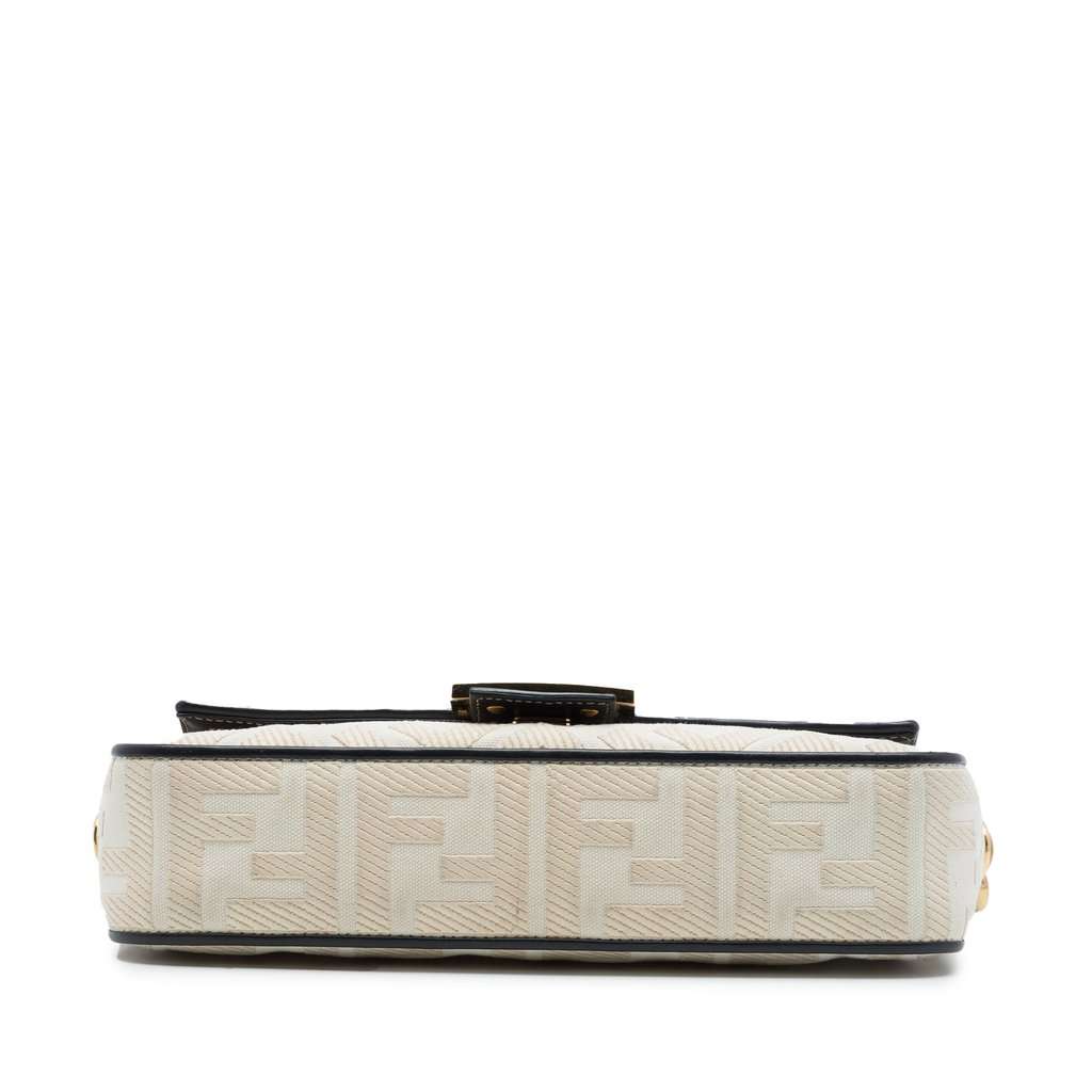 Fendi Zucca Embroidered Canvas Baguette Satchel White Very good condition - Inside View