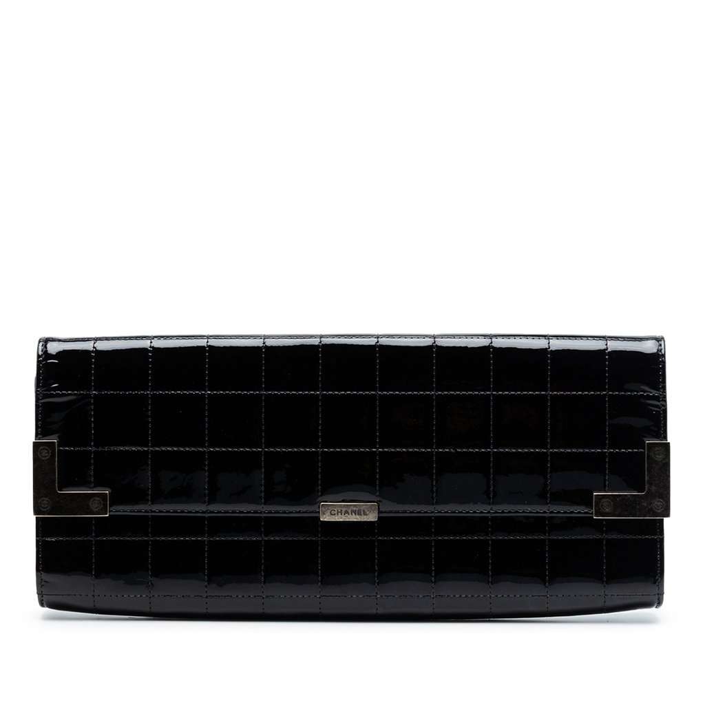 Chanel Chocolate Bar Patent Clutch Black Leather Very good condition - Front View
