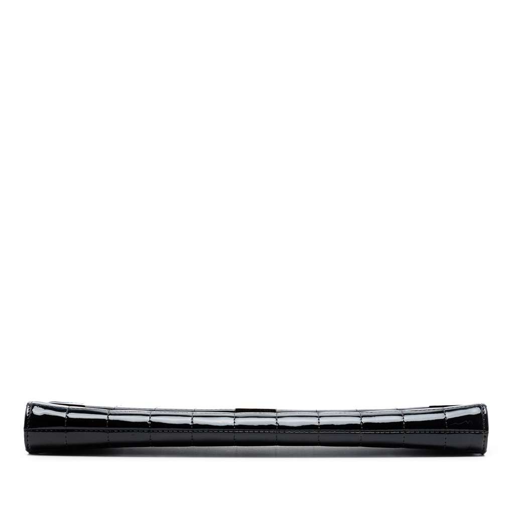 Chanel Chocolate Bar Patent Clutch Black Leather Very good condition - Inside View