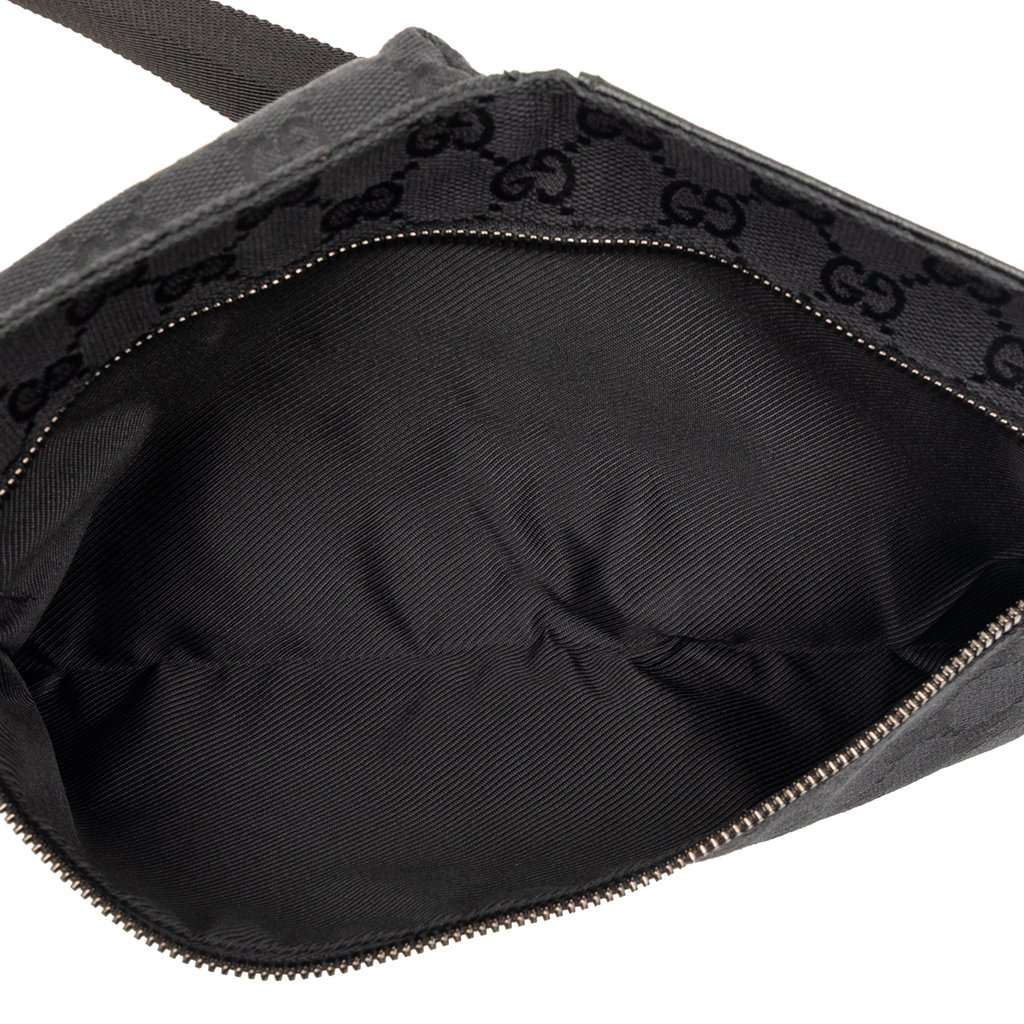 Gucci GG Canvas Double Pocket Belt Bag Black Very good - Model View