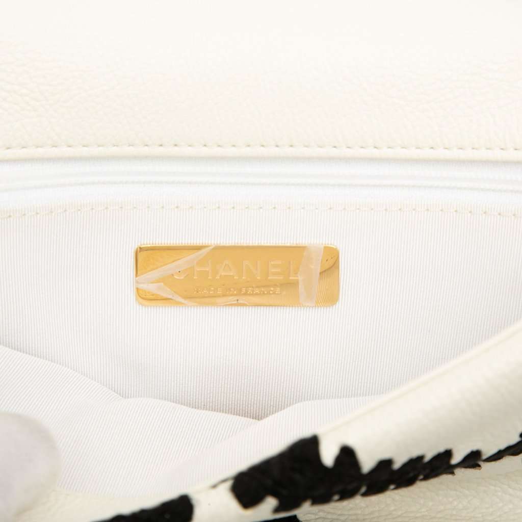 Chanel Medium Crochet Calfskin 19 Flap White Leather Very good - Box View