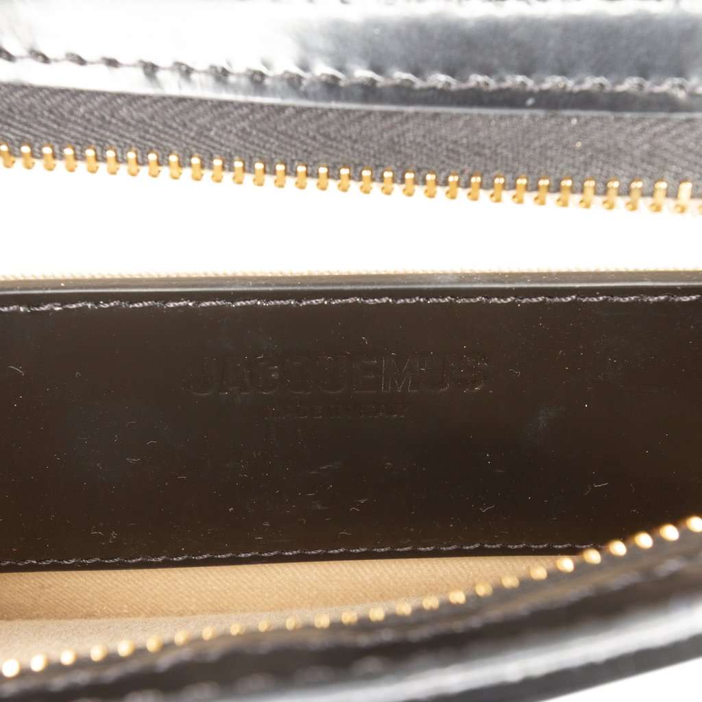 Jacquemus Patent Le Petit Bisou Chain Shoulder Bag Black Leather Very good condition - Box View