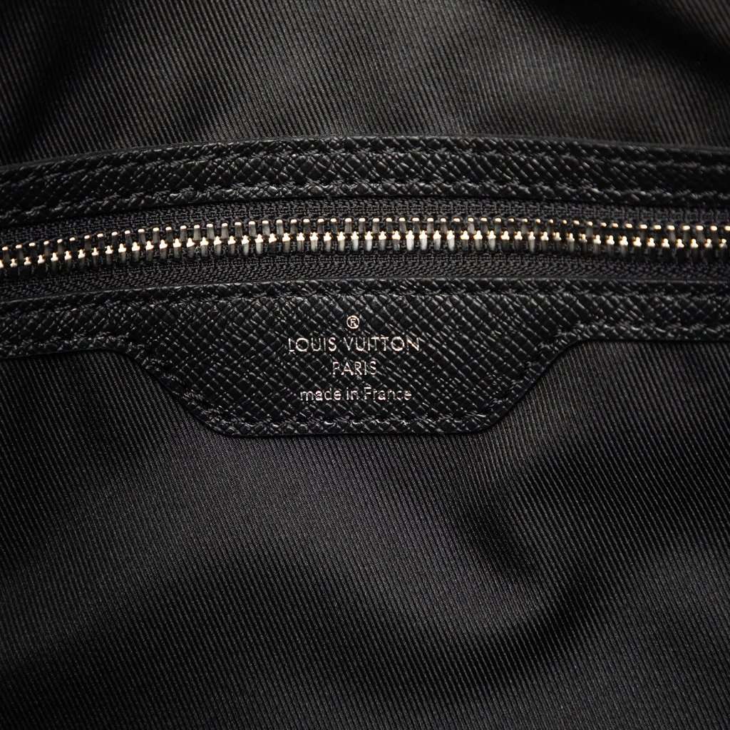 Louis Vuitton Taiga Keepall Bandouliere 50 Black Leather Very good condition - Box View