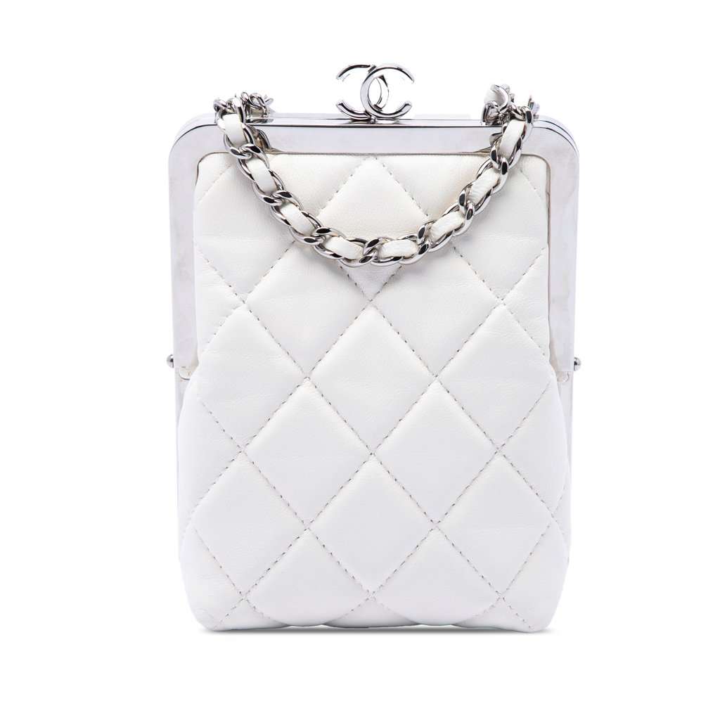 Chanel CC Quilted Acrylic and Lambskin Evening Clutch With Chain White Leather Very good - Front View