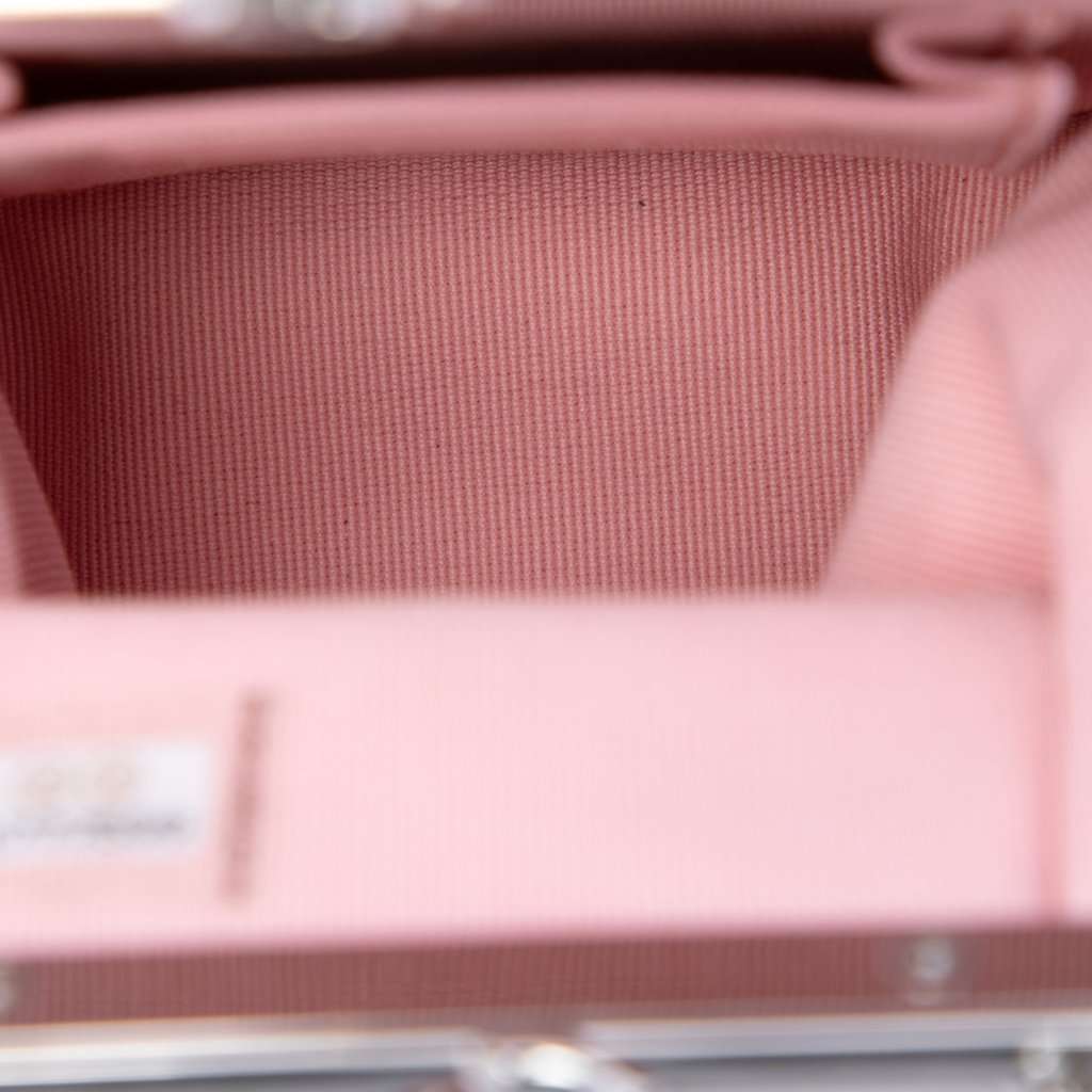 Chanel CC Quilted Acrylic and Lambskin Evening Clutch With Chain White Leather Very good - Model View