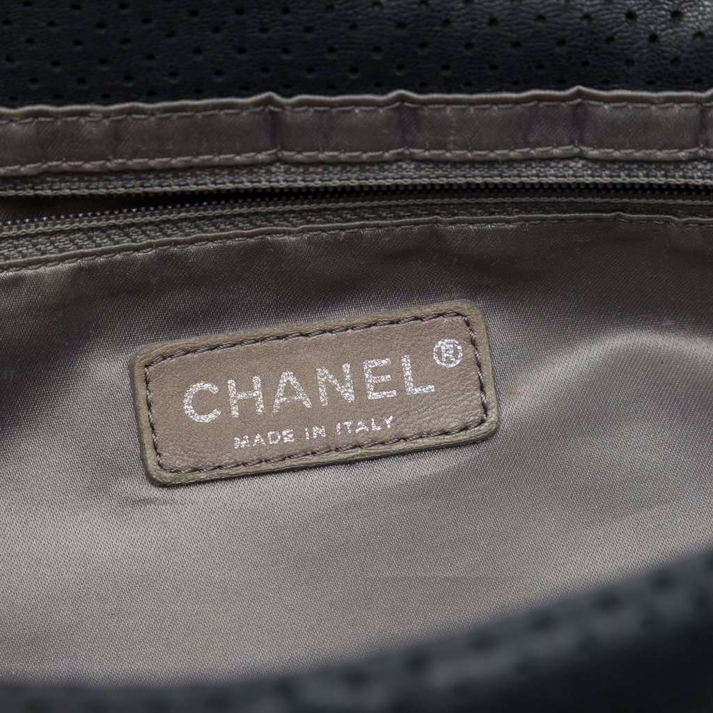 Chanel Medium Perforated Calfskin Reissue 2.55 Drill Flap Black Leather Very good - Box View