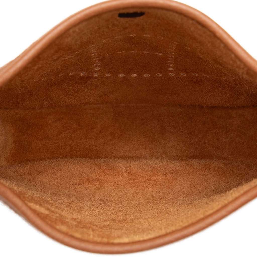 Hermès Clemence Evelyne 16 Amazone Brown Leather Very good - Model View