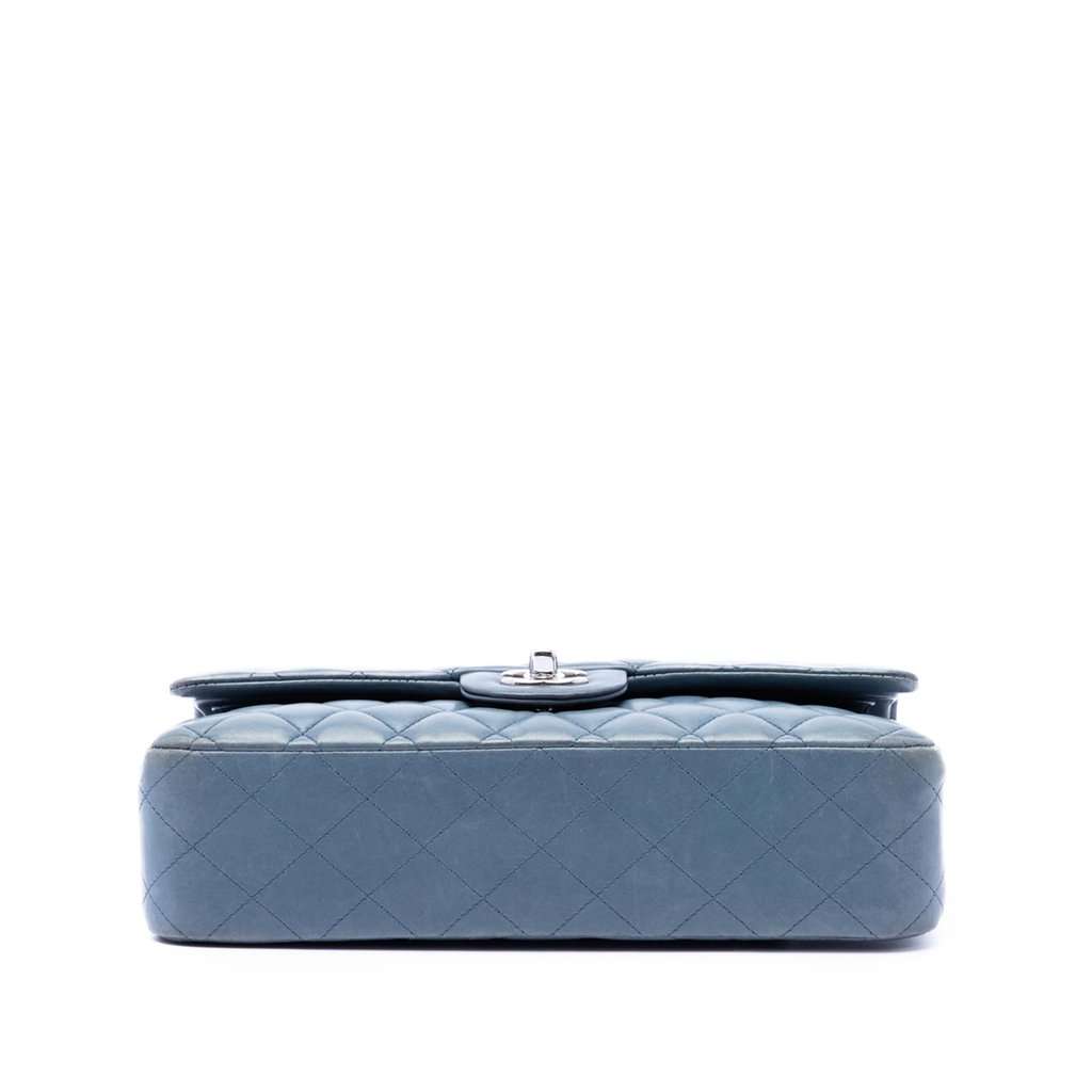 Chanel Medium Classic Lambskin Double Flap Blue Leather Very good condition - Inside View