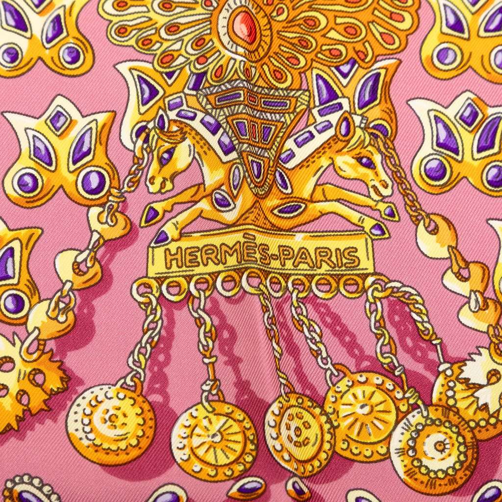 Hermès Tresors Retrouves Silk Scarf 90 Pink Never worn - Model View