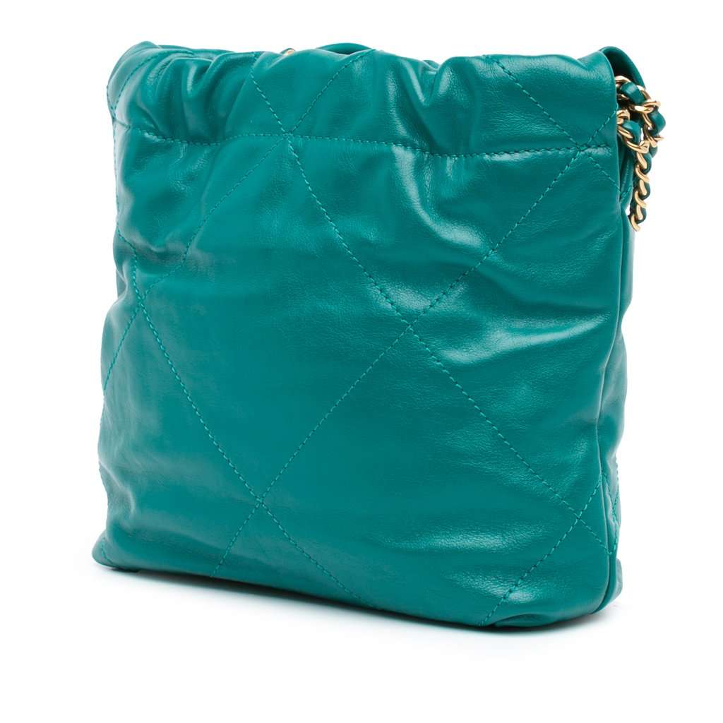 Chanel Mini Shiny Calfskin 22 Handbag Green Leather Very good condition - Back View