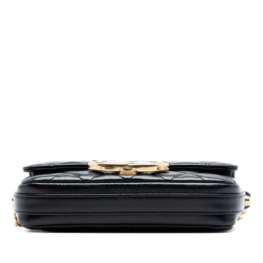 Chanel Quilted Lambskin Giant CC Flap Phone Holder with Chain Black Leather Very good condition - Inside View