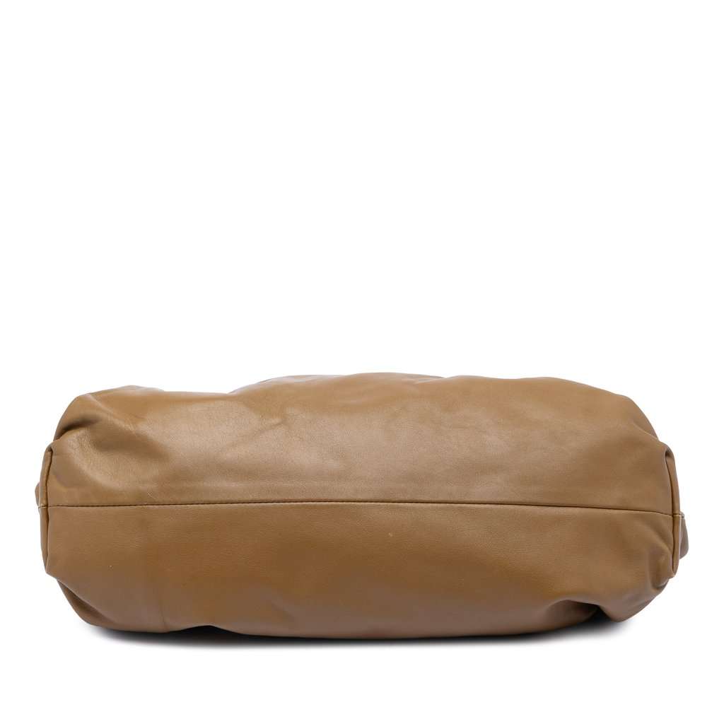 Bottega Veneta Lambskin The Pouch Brown Leather Very good condition - Inside View