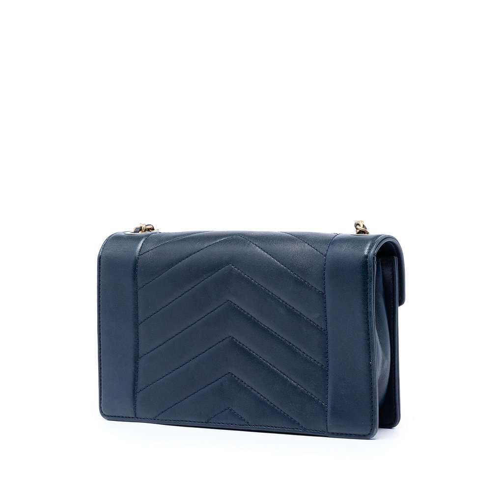 Chanel Small Reversed Chevron Lambskin Flap Blue Leather Very good condition - Back View
