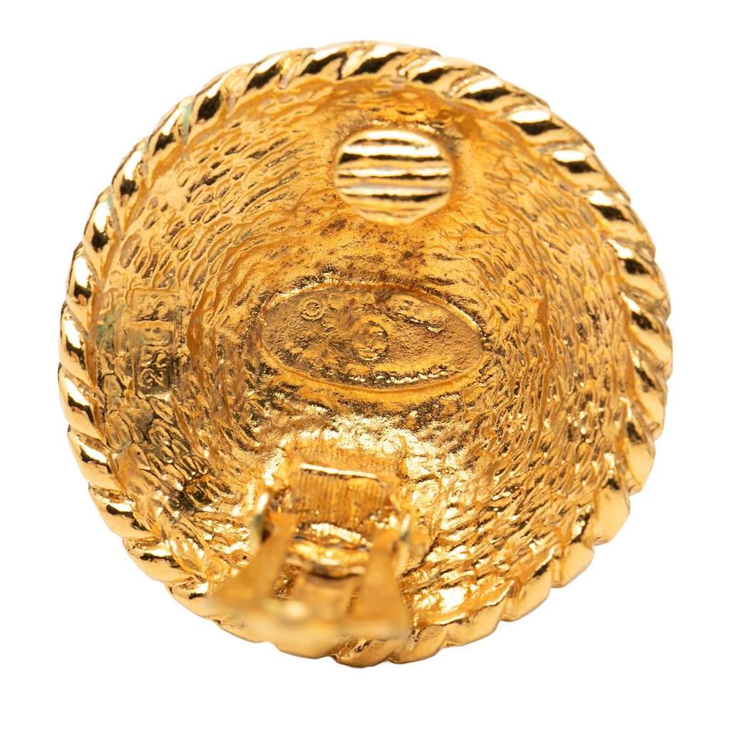 Chanel CC Gold Plated Round Clip On Earrings Gold Metal Very good condition - Inside View