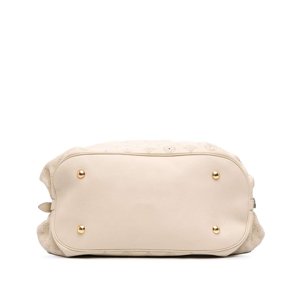 Louis Vuitton Monogram Mahina XL White Leather Very good condition - Inside View