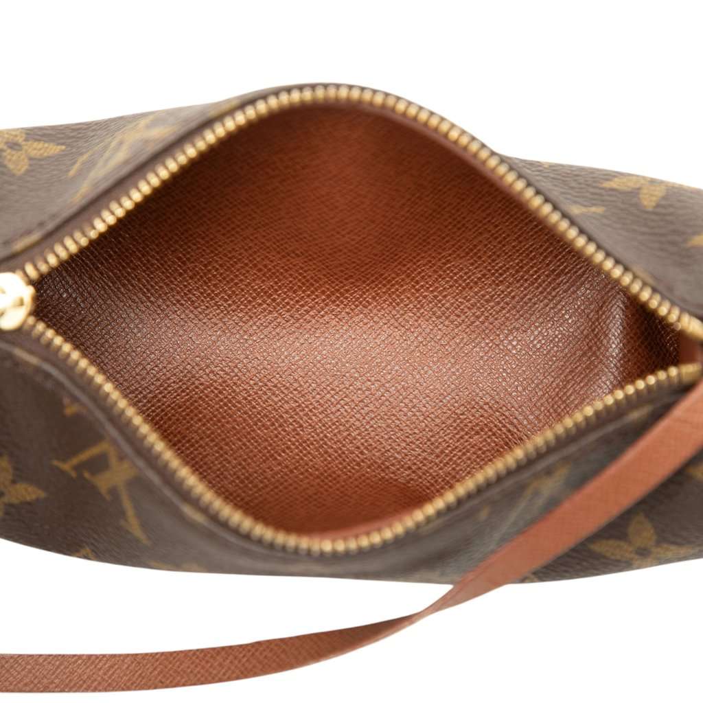 Louis Vuitton Monogram Papillon Pochette Brown Very good - Model View