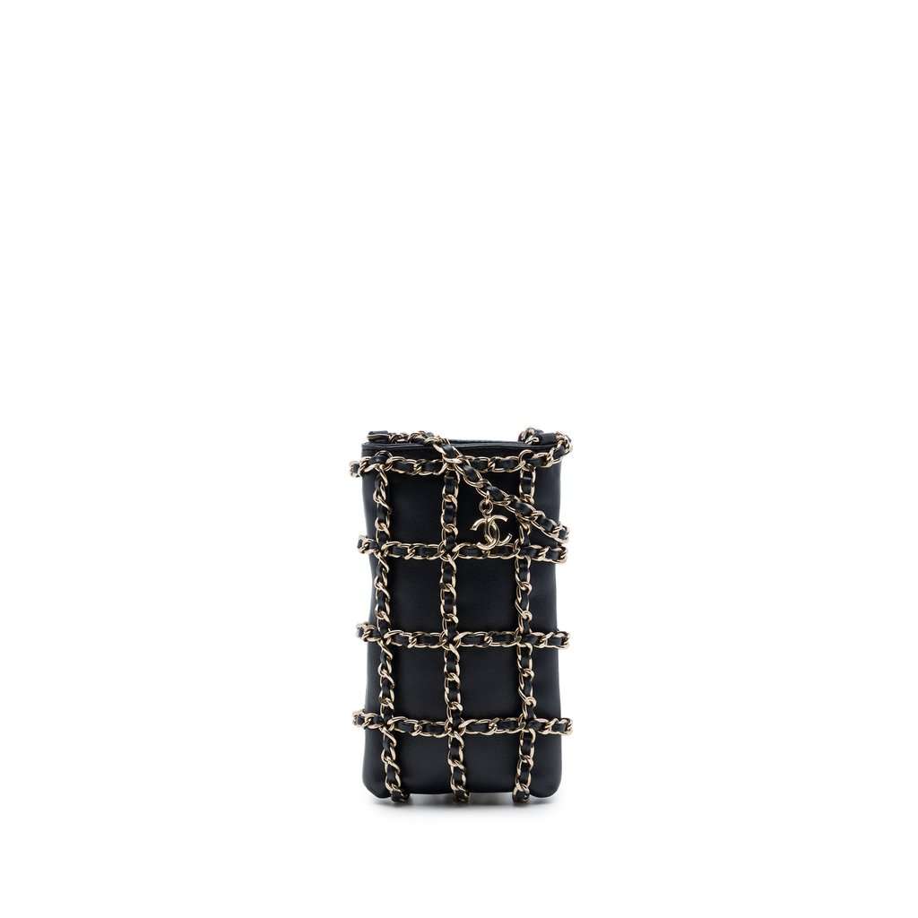 Chanel Lambskin Tech Me Out Clutch With Chain Black Leather Very good - Front View