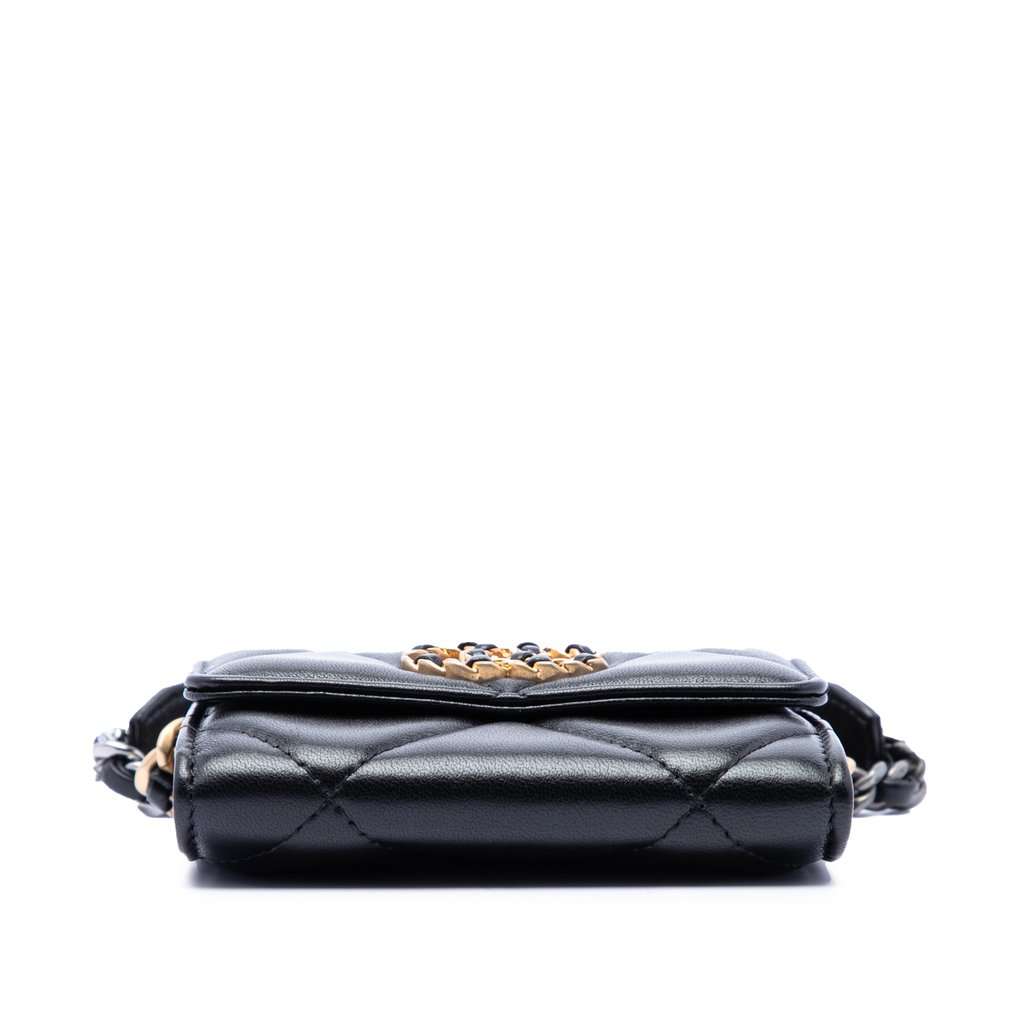 Chanel Quilted Lambskin 19 Flap Coin Purse With Chain Black Leather Very good condition - Inside View