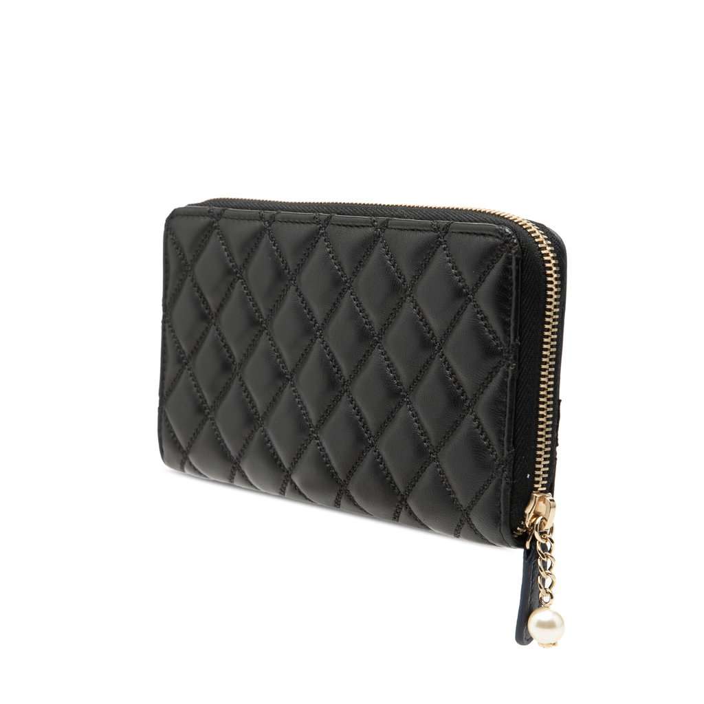 Chanel Bicolor Quilted Lambskin Faux Pearl Ribbon Long Wallet Black Leather Very good condition - Back View