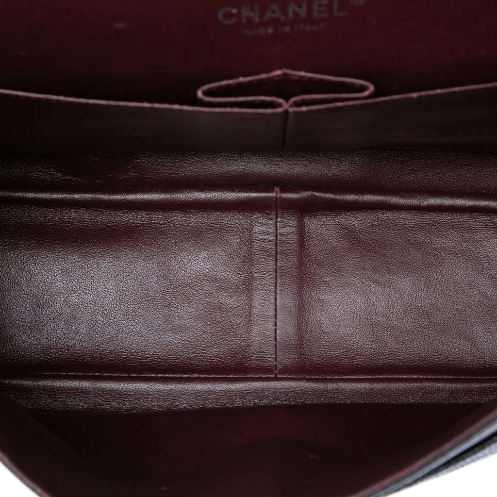 Chanel Jumbo Classic Caviar Double Flap Black Leather Very good condition - Model View