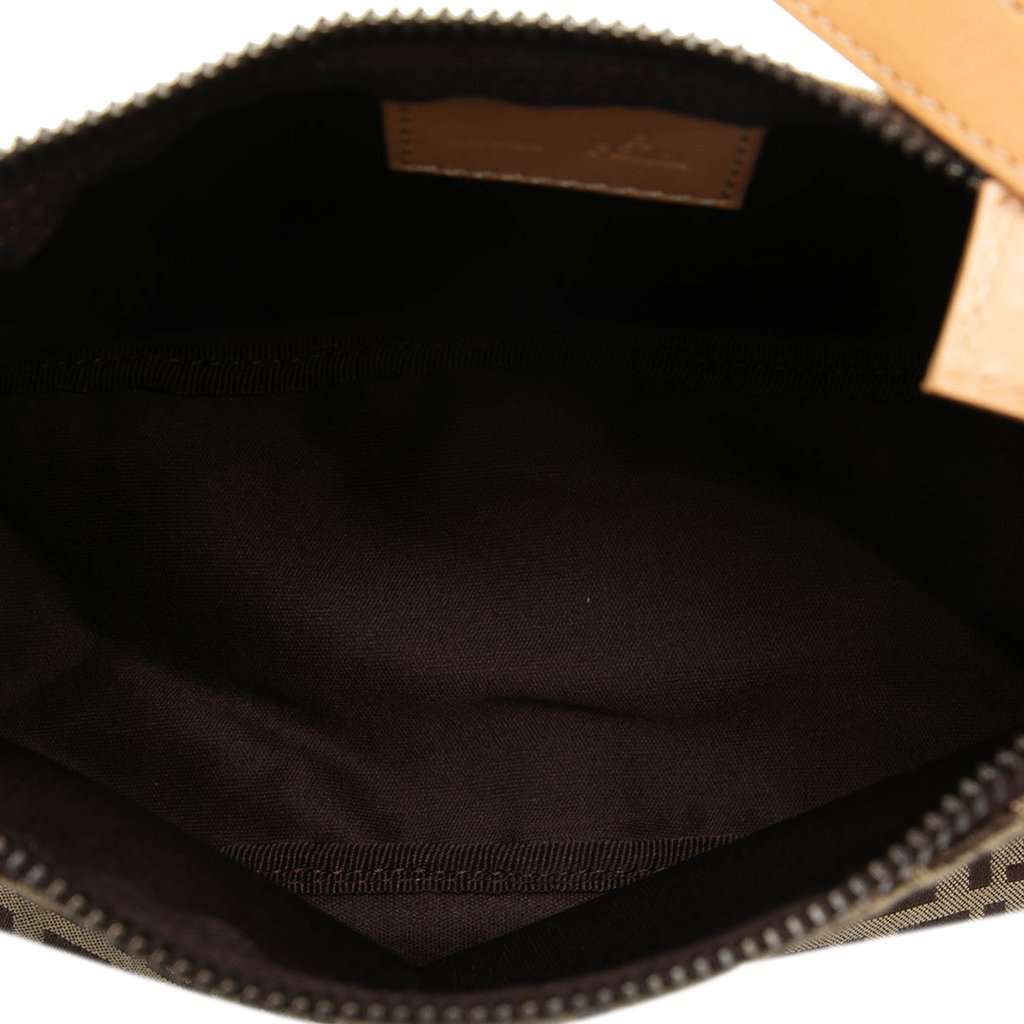 Fendi Zucchino Canvas Handbag Brown Very good condition - Model View