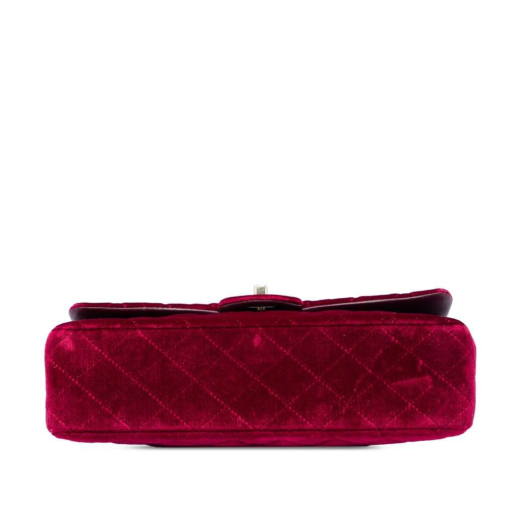 Chanel Medium Classic Velvet Double Flap Red Very good - Inside View