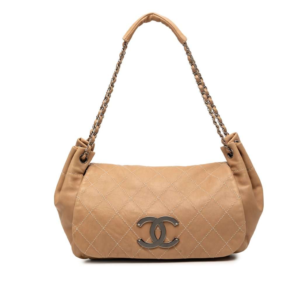 Chanel CC Wild Stitch Lambskin Accordion Flap Beige Leather Good condition - Front View