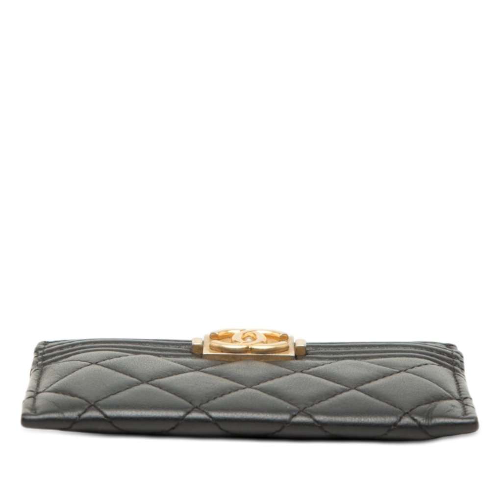 Chanel Quilted Lambskin Boy Card Holder Black Leather Very good condition - Inside View