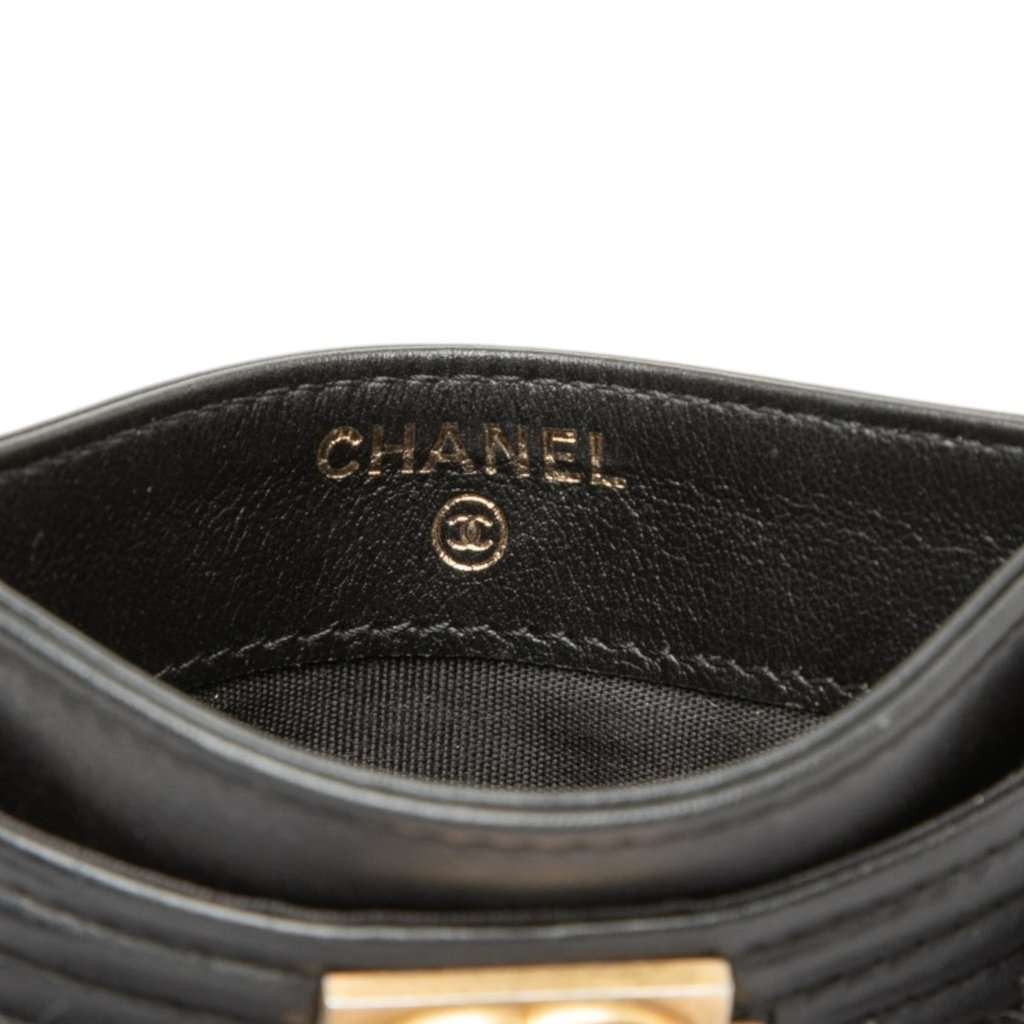 Chanel Quilted Lambskin Boy Card Holder Black Leather Very good condition - Box View
