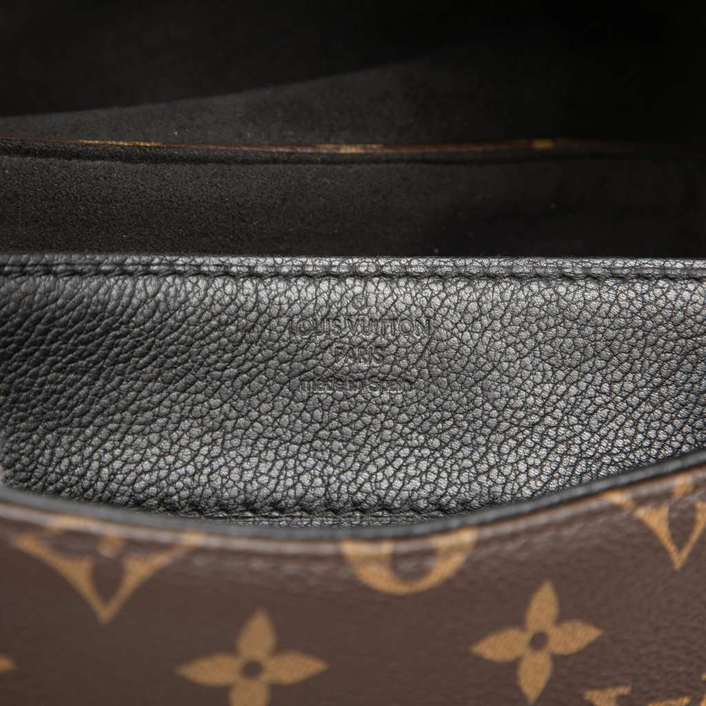 Louis Vuitton Monogram Pallas Chain Brown Very good condition - Box View