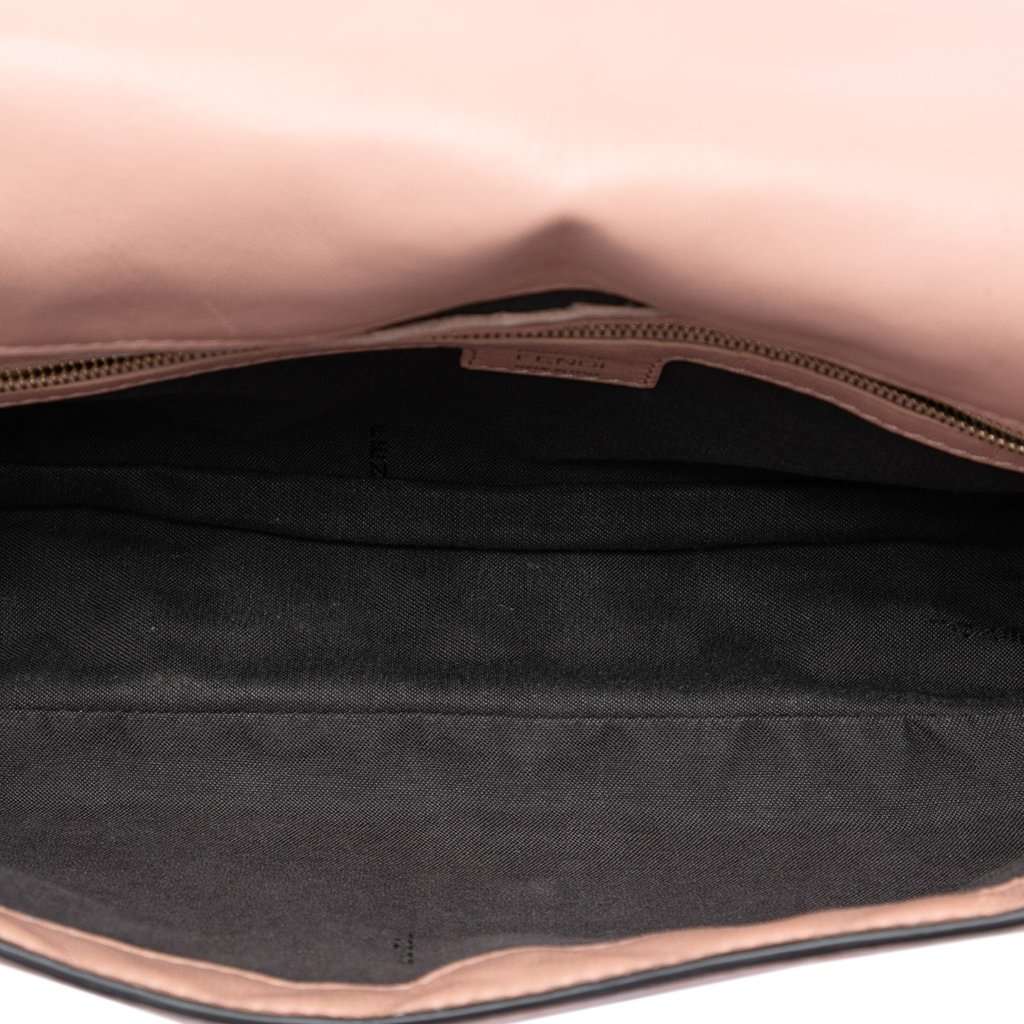 Fendi Zucca Embossed Leather Baguette Satchel Pink Leather Very good condition - Model View