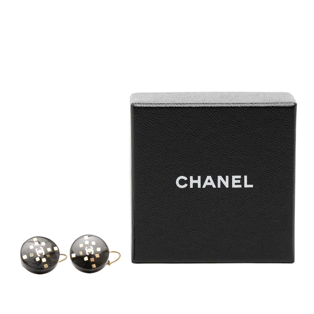 Chanel CC Enamel Gold Plated Round Lever Back Earrings Black Very good - Model View