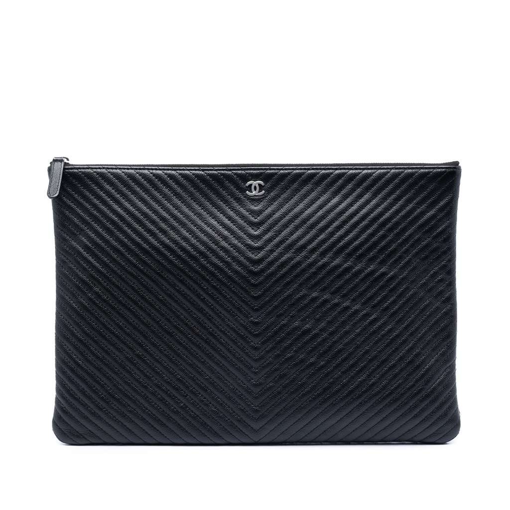 Chanel Large Chevron Caviar O Case Clutch Black Leather Very good condition - Front View