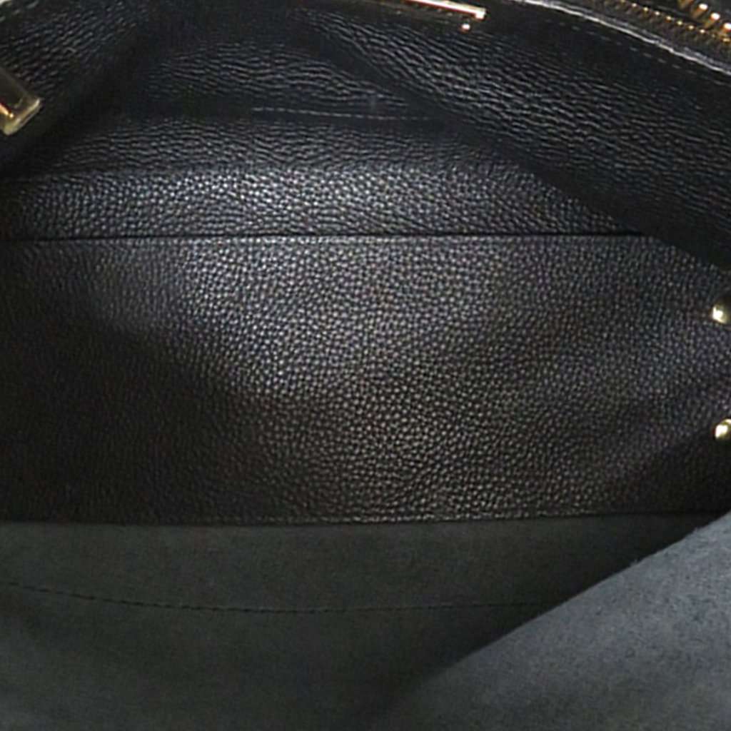 Salvatore Ferragamo Pebbled Leather Ally Hobo Black Leather Very good condition - Model View