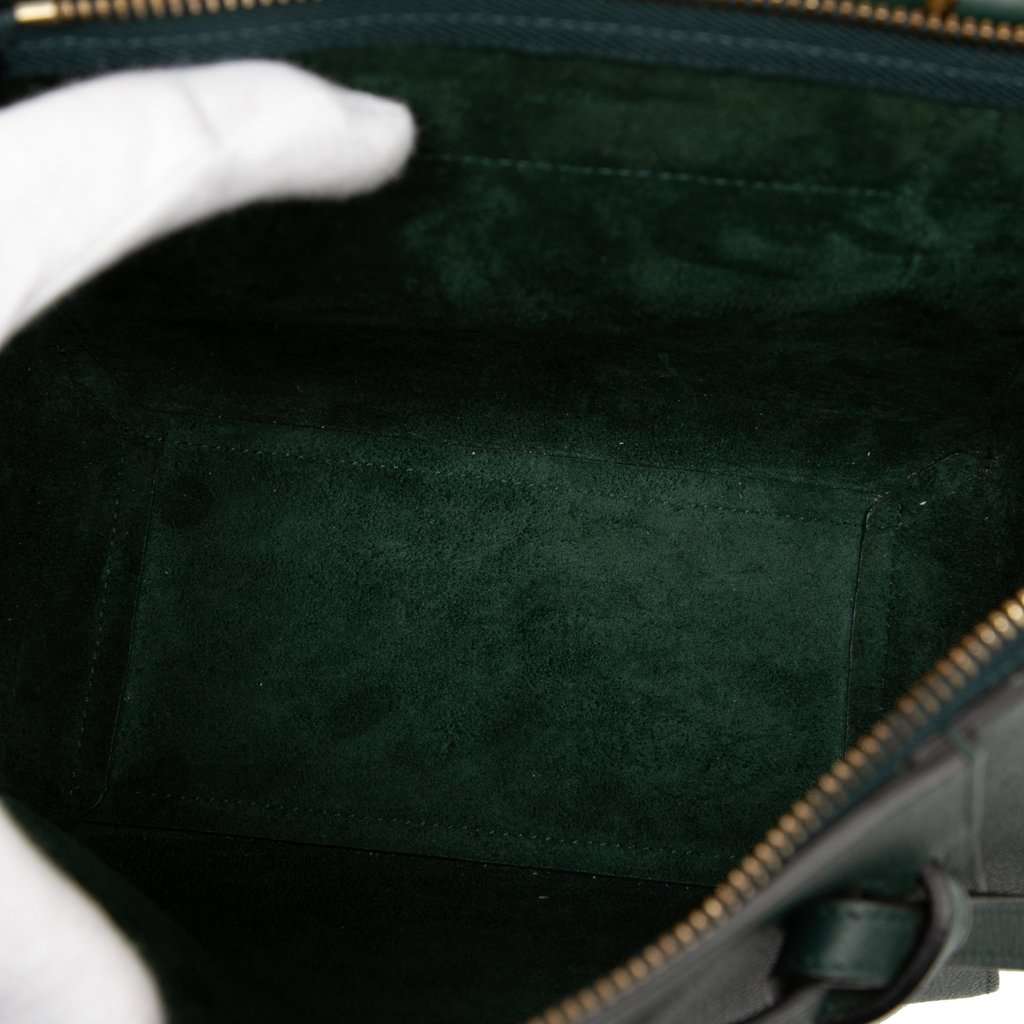Celine Nano Grained Calfskin Belt Bag Green Leather Very good condition - Model View