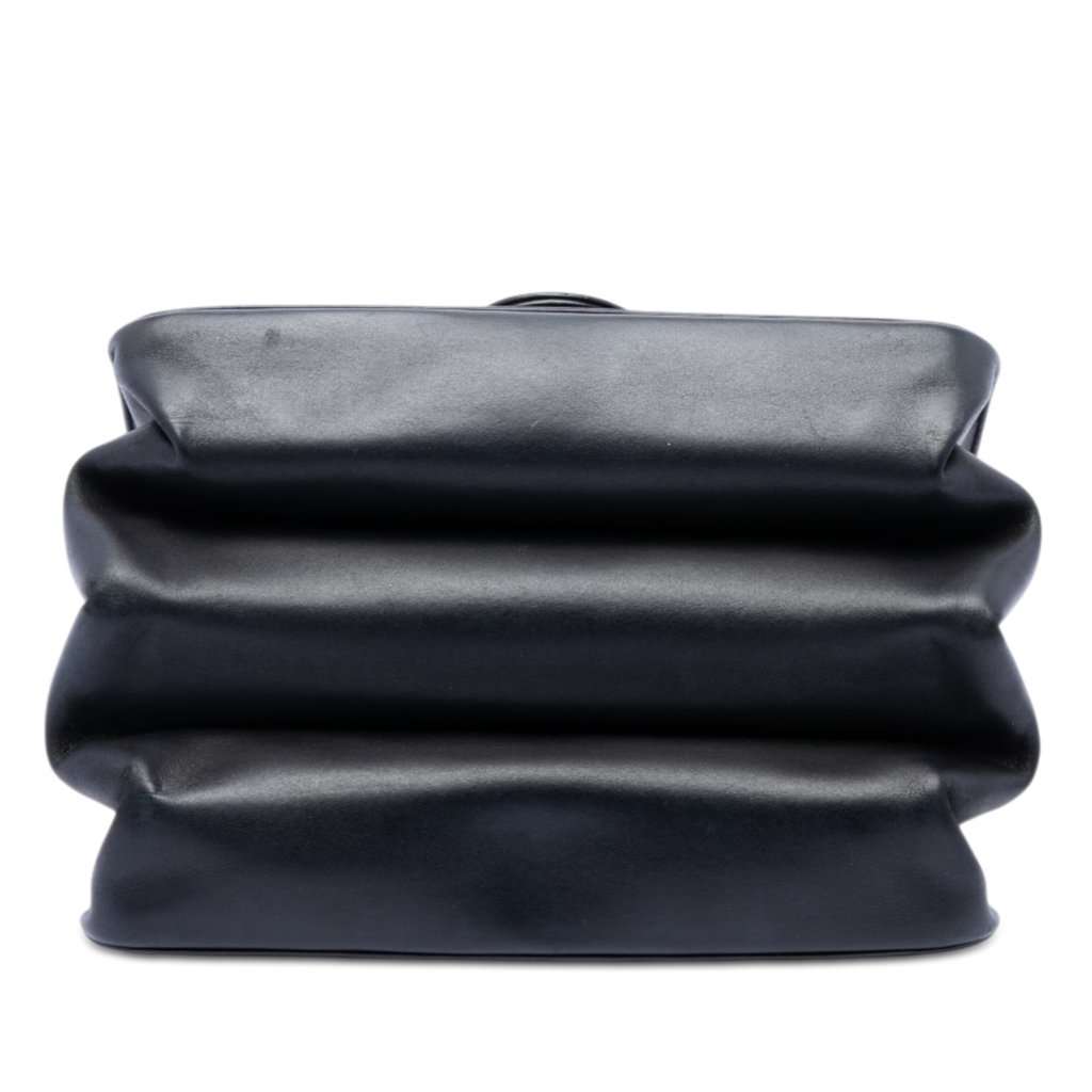 Chanel Paris Cosmopolite Mini Aged Calfskin Straight Lined Flap Black Leather Very good condition - Inside View