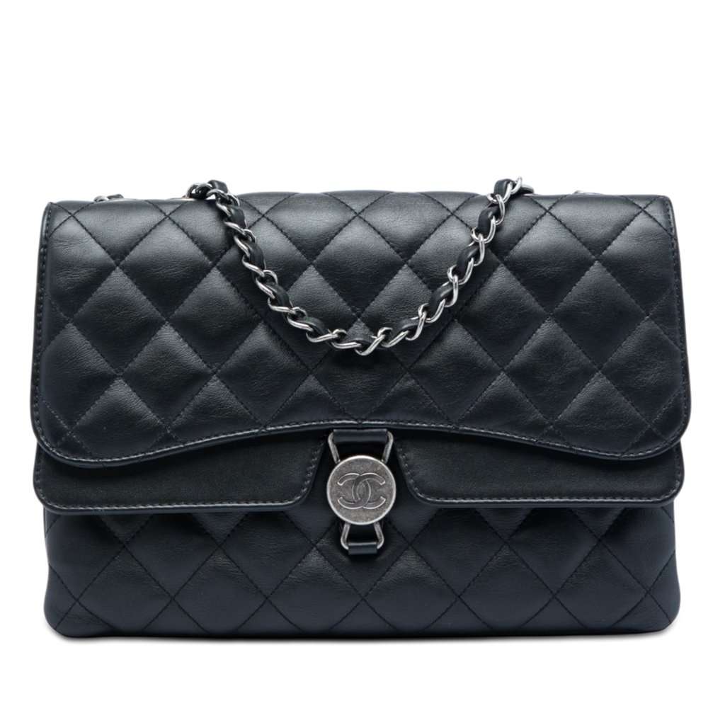 Chanel Quilted Lambskin CC Round Clasp Accordion Flap Black Leather Very good - Front View
