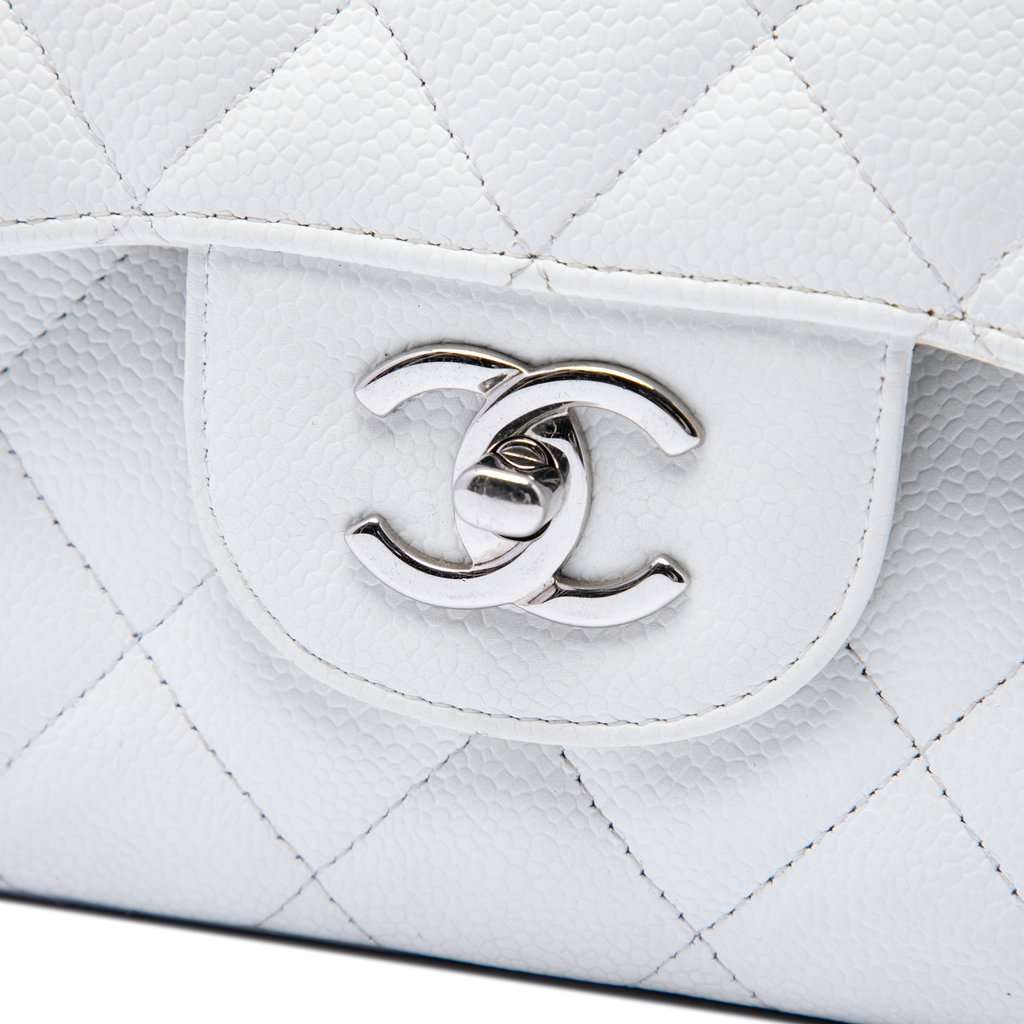Chanel Jumbo Classic Caviar Double Flap White Leather Very good condition - Box View