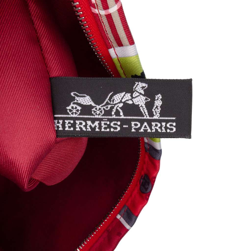 Hermès Hermes en Voyage Silk Pouch Red Very good - Box View