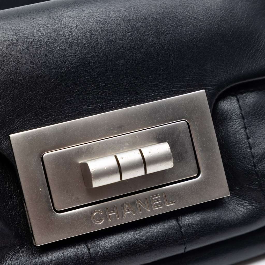 Chanel Calfskin Square Stitched Mademoiselle Shoulder Bag Black Leather Very good condition - Box View