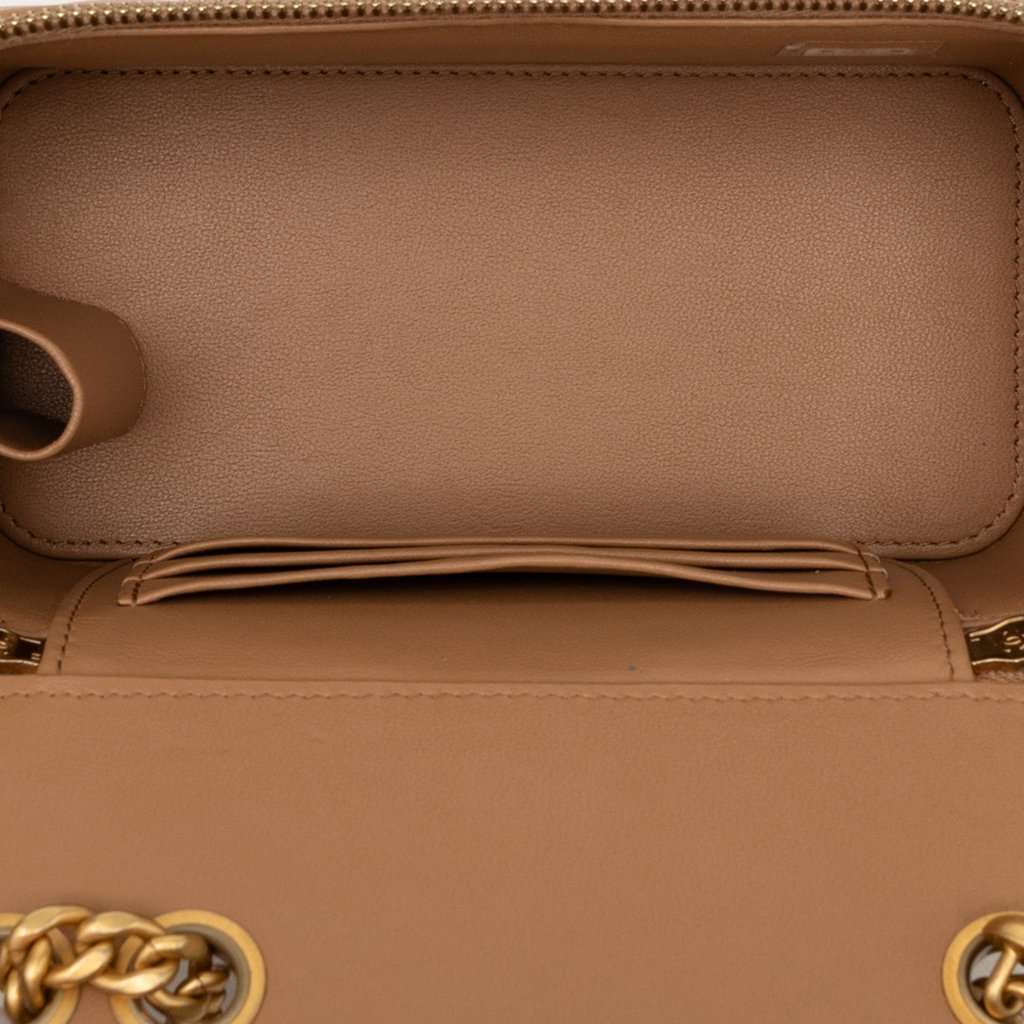 Chanel Small Quilted Lambskin Pillow Crush Vanity Case with Chain Brown Leather Very good condition - Model View