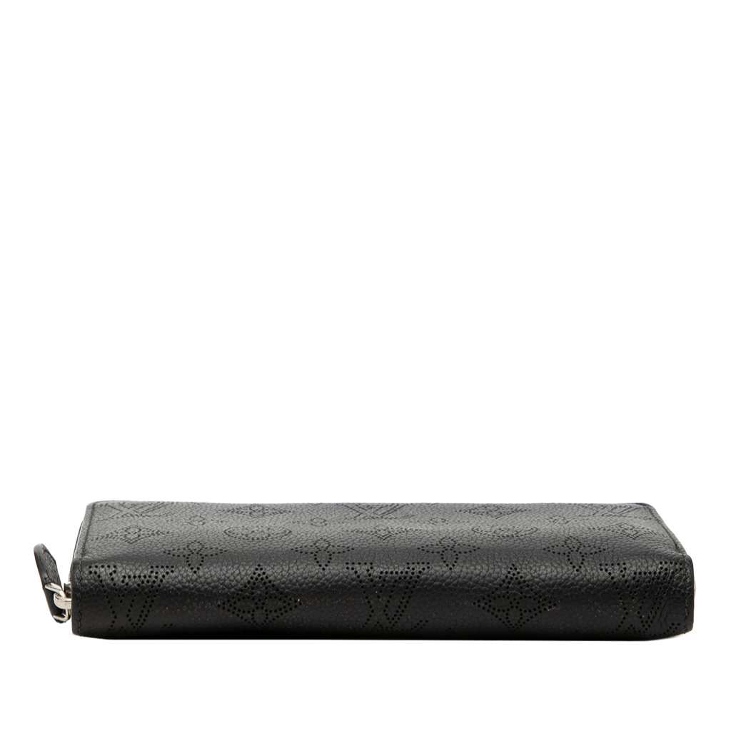 Louis Vuitton Monogram Mahina Zippy Long Wallet Black Leather Very good condition - Inside View