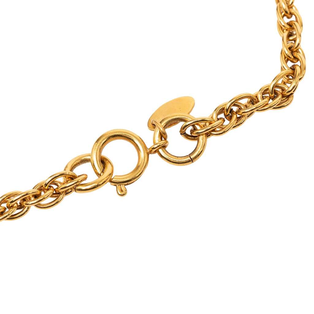 Chanel CC Gold Plated Station Chain Long Necklace Gold Metal Very good condition - Model View