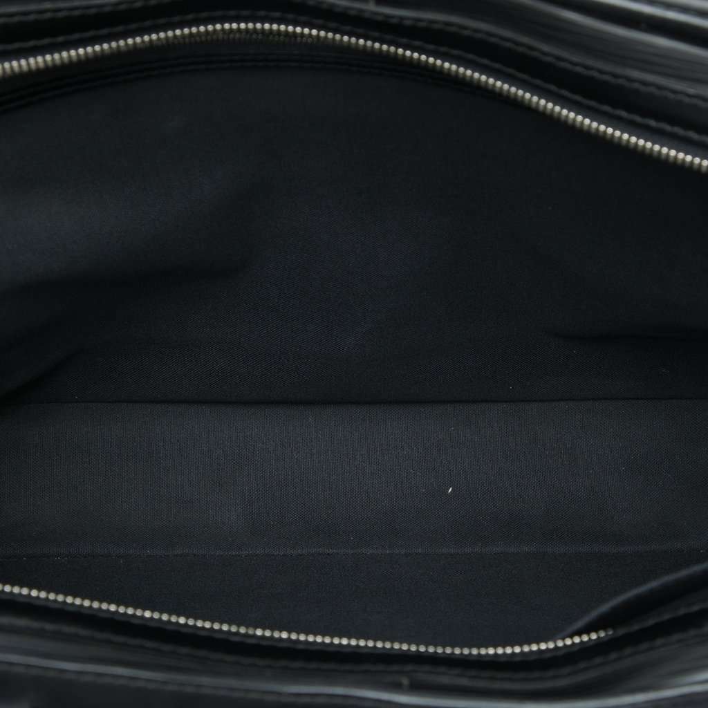 Louis Vuitton Epi Bassano GM Black Leather Very good condition - Model View