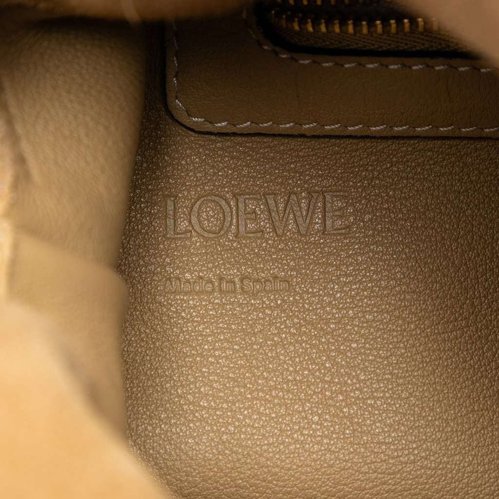 Loewe Suede Flamenco Knot Crossbody Beige Leather Very good condition - Box View